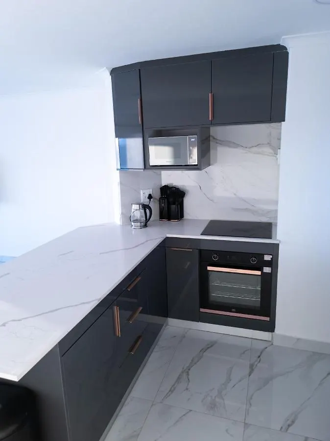 Blouberg Beachfront Apartment Cape Town