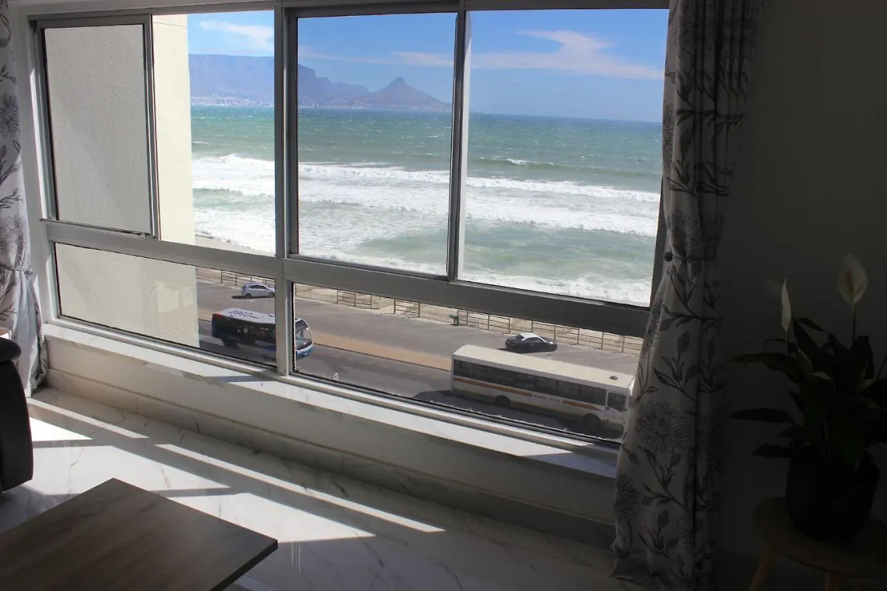 Blouberg Beachfront Apartment Cape Town